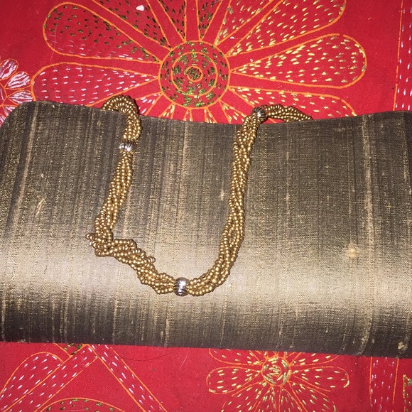 Gold Clutch With Stones - Picture 4 of 5